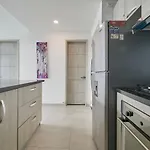 Apartamento En La Playa Con Terraza Y 4 Piscinas
