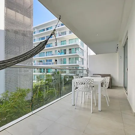Apartment En La Playa Con Terraza Y 4 Piscinas Cartagena