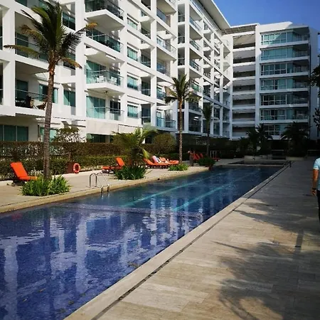 Apartment En La Playa Con Terraza Y 4 Piscinas *
